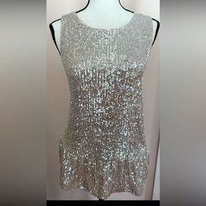 Vineyard Vines Womens sequin peplum top SZ small